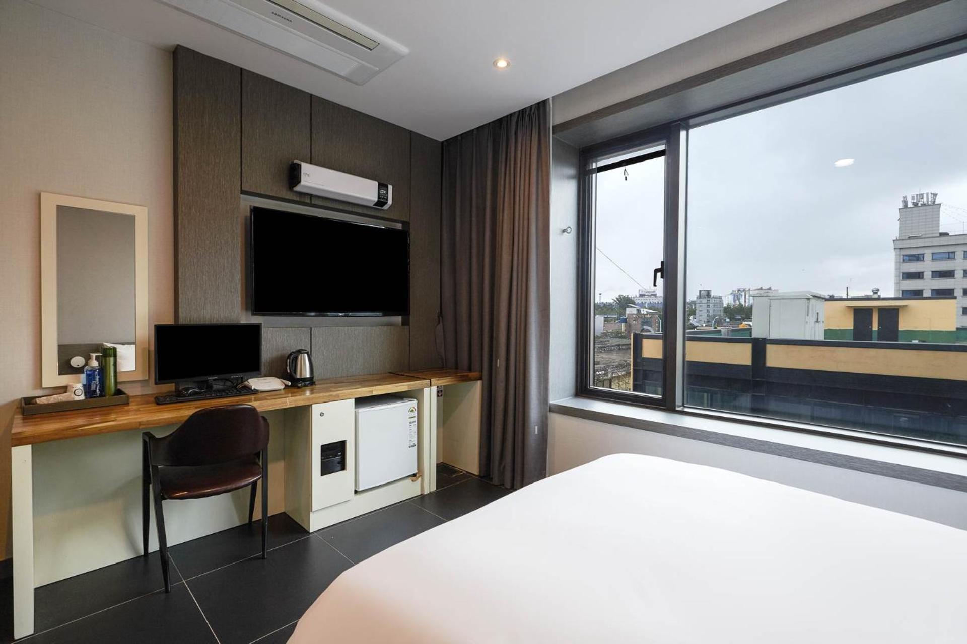 Incheon Blue Marine Hotel Экстерьер фото