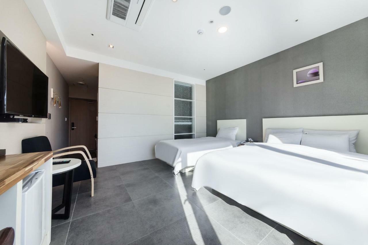 Incheon Blue Marine Hotel Экстерьер фото