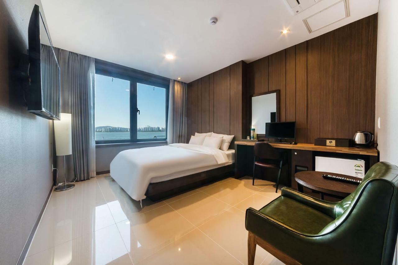 Incheon Blue Marine Hotel Экстерьер фото