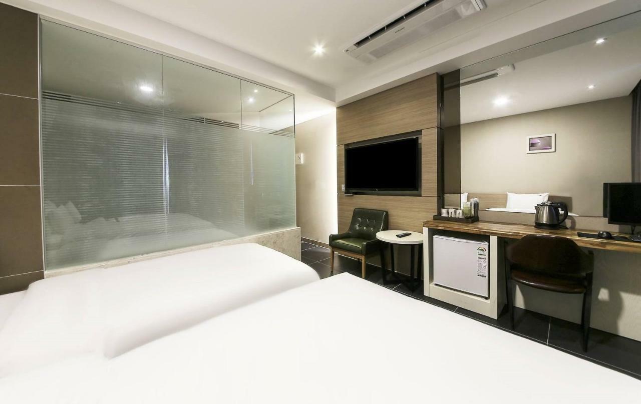 Incheon Blue Marine Hotel Экстерьер фото