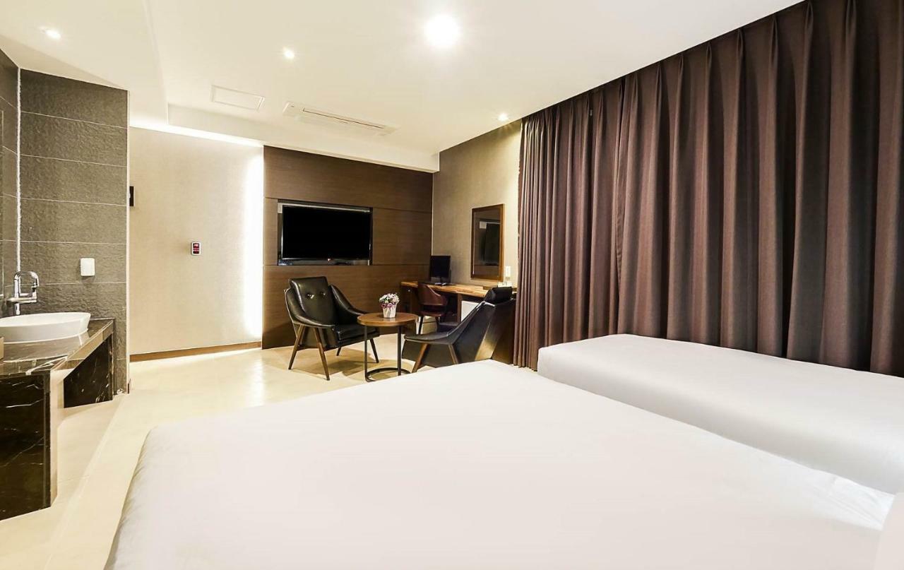 Incheon Blue Marine Hotel Экстерьер фото